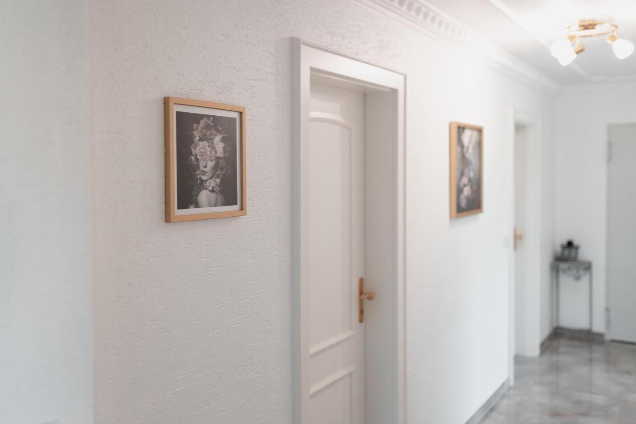 Ferienwohnung Haus Abrioux Zur Falkenlay Bad Bertrich Ngoại thất bức ảnh
